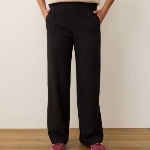 Allison Trouser